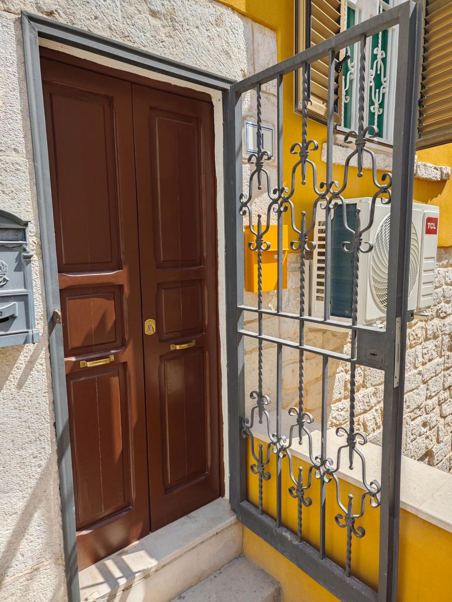 Apartament Dolce Terra Mia Trani Zewnętrze zdjęcie